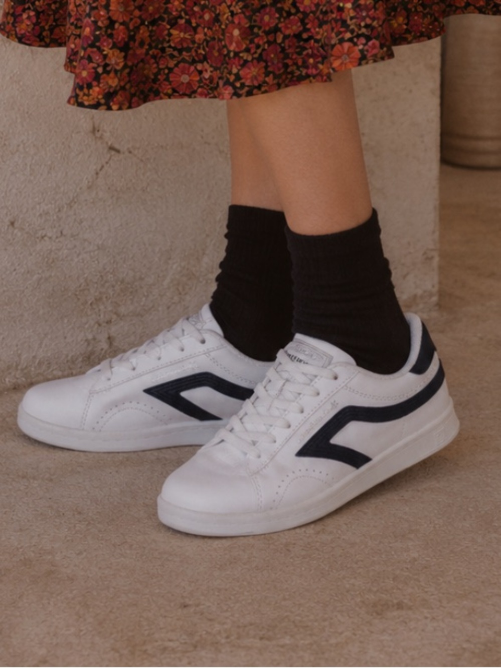 Heritage Edition White Black Airspeed Casual Court
Sneaker Shoes Size 6